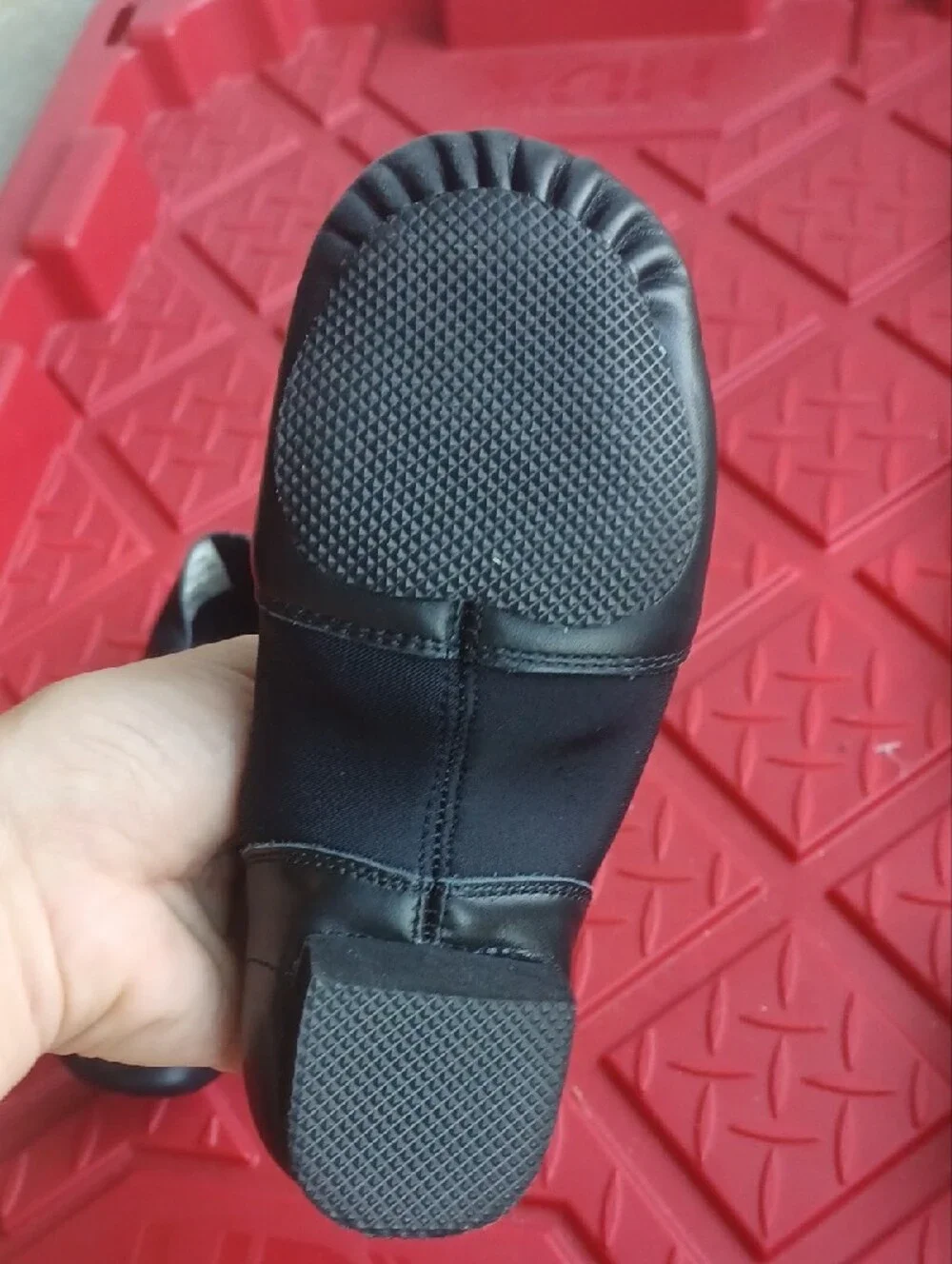 Weissman comfortable black
